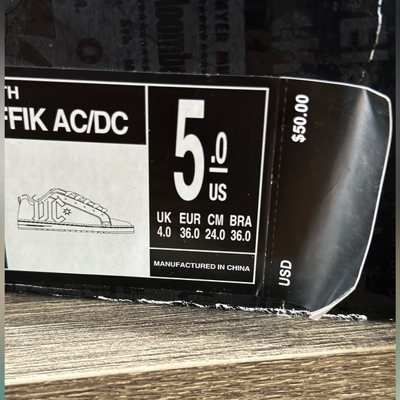 AC/DC DC shoes - Picture 2 of 3